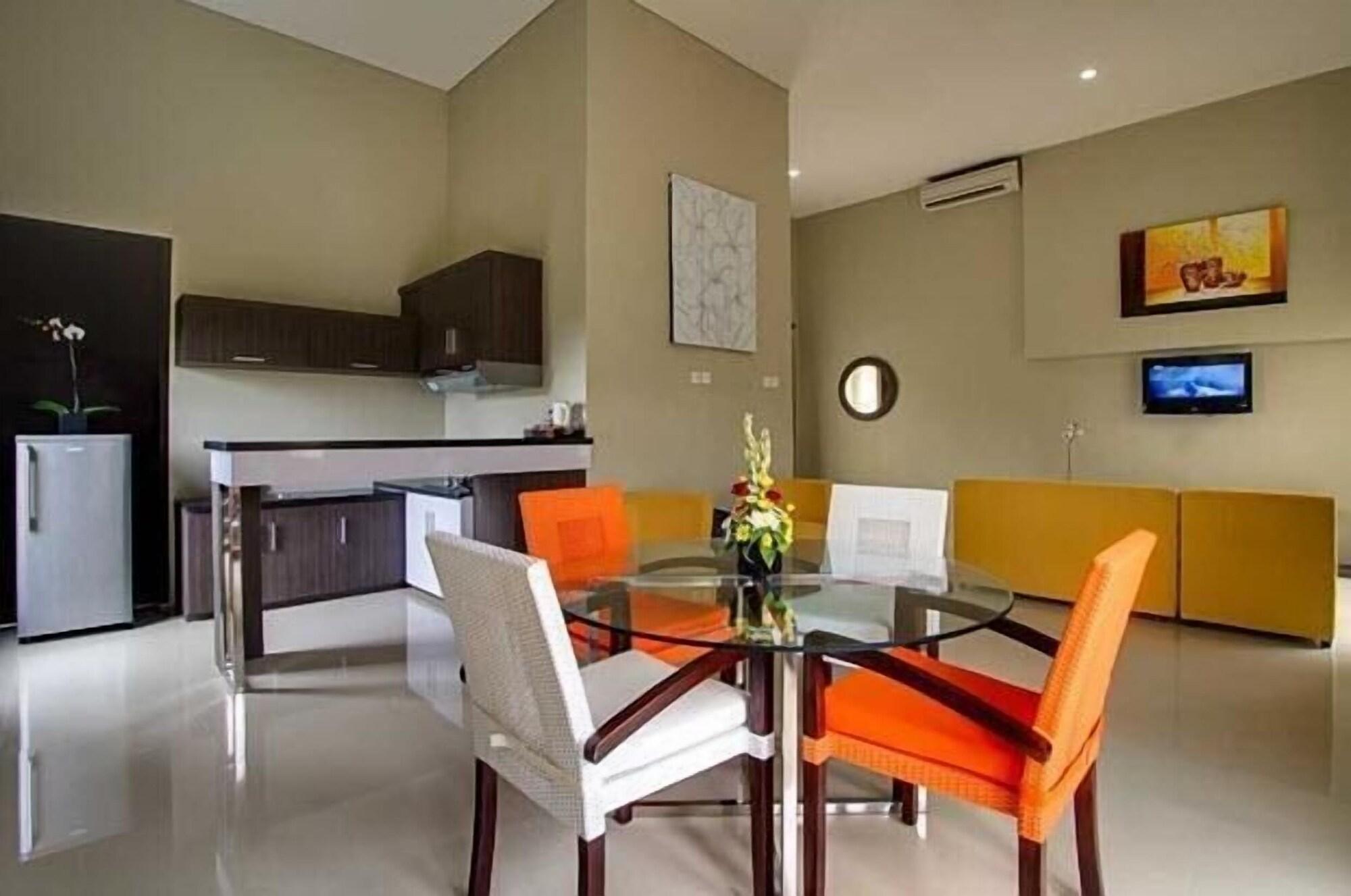 Parkside Denbukit Residence & Suite Jimbaran מראה חיצוני תמונה