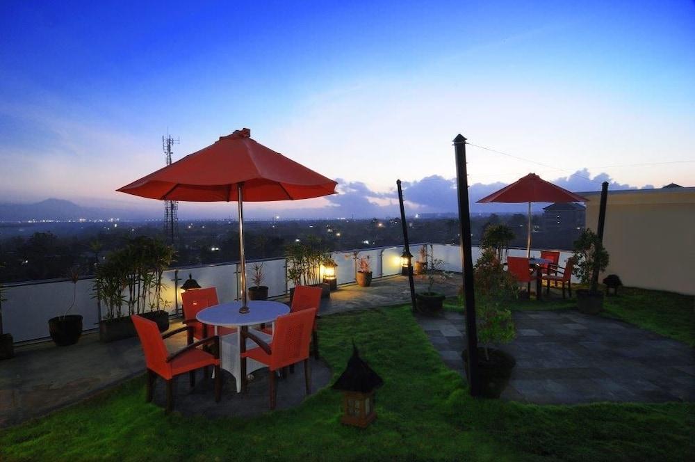 Parkside Denbukit Residence & Suite Jimbaran מראה חיצוני תמונה