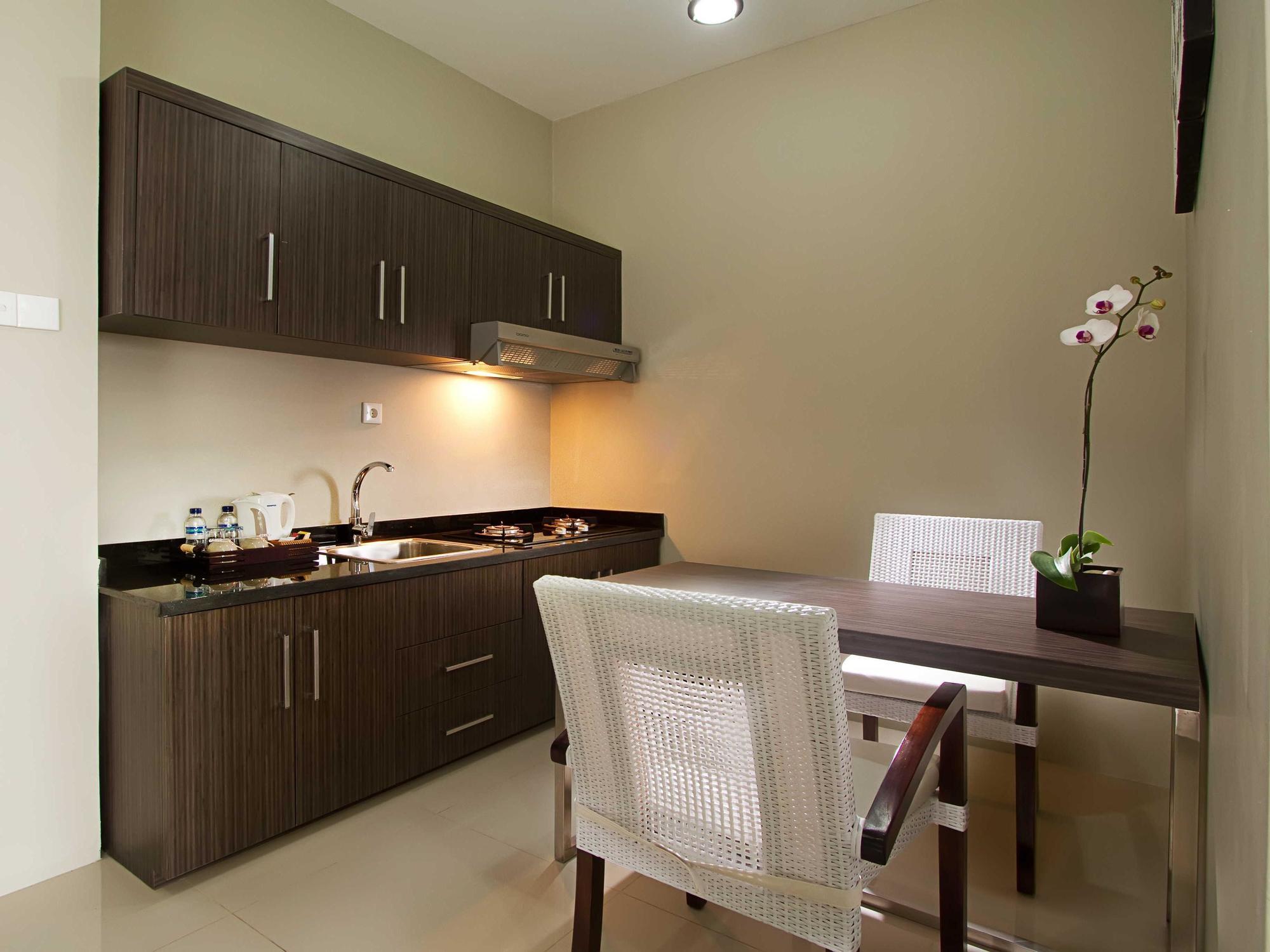 Parkside Denbukit Residence & Suite Jimbaran מראה חיצוני תמונה