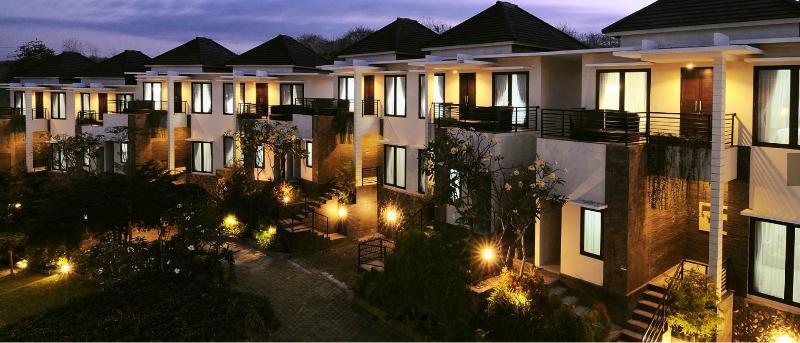 Parkside Denbukit Residence & Suite Jimbaran מראה חיצוני תמונה